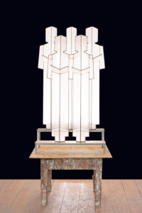 <em>©  </em>